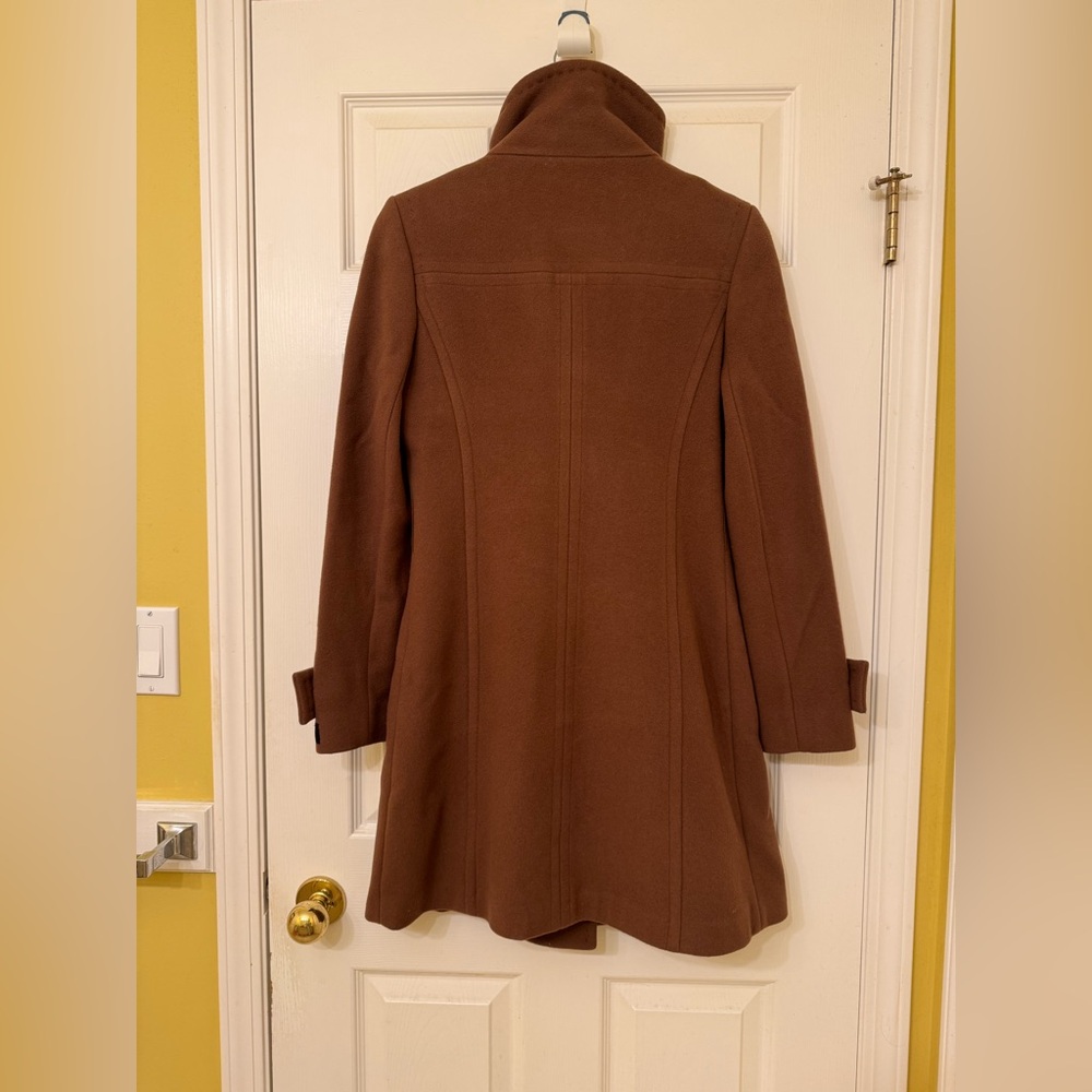 Babaton Elegant Women's Double-Breasted Pea Coat - Picture 2 of 6